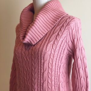 Adorable sweater 🤩🤩🤩